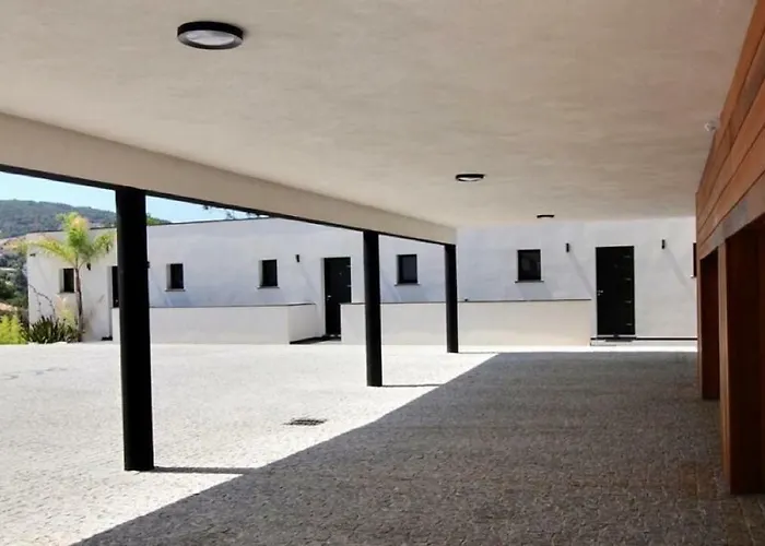 Acqua Linda פורטיסיו